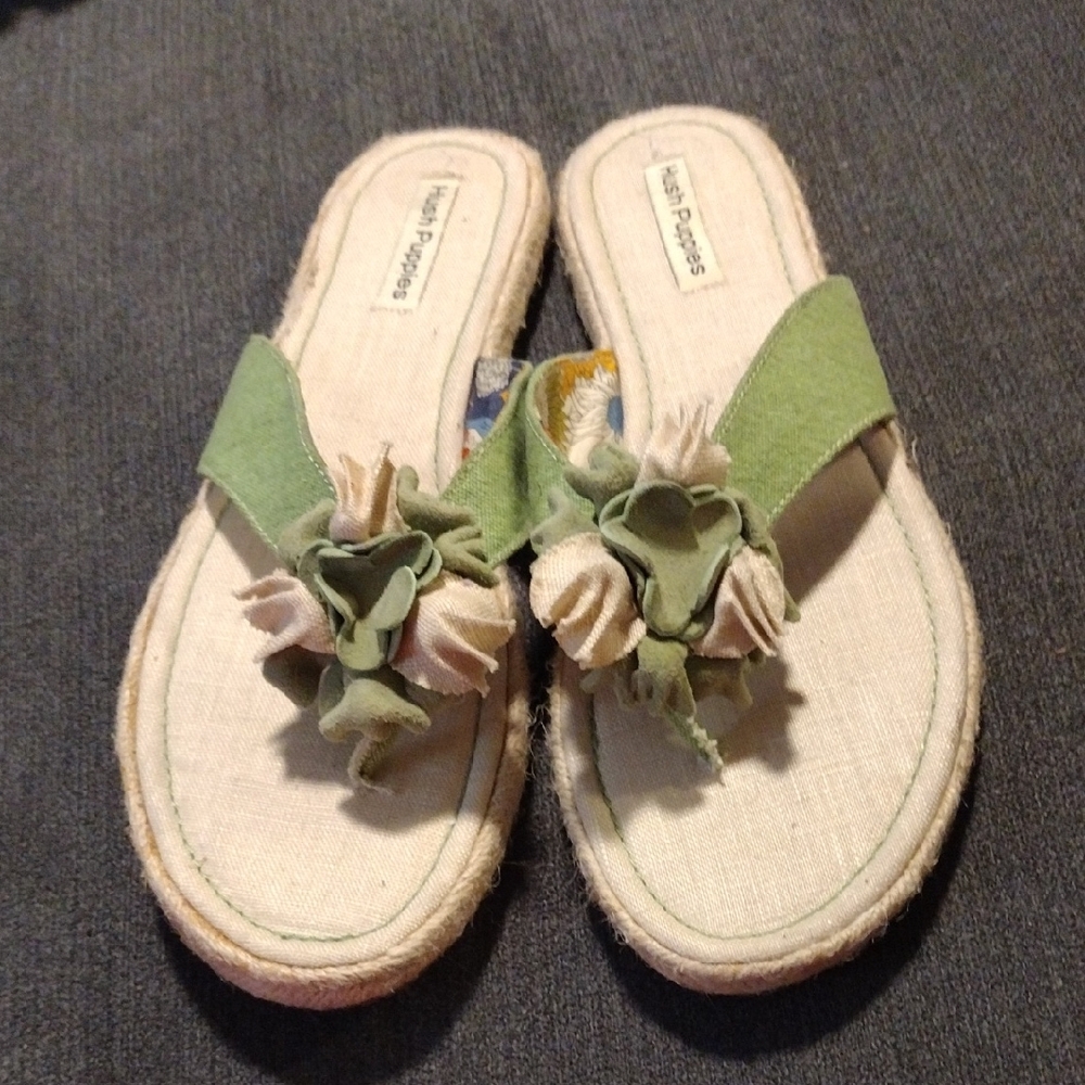 Hush Puppies Sandals Slide On Flip Flops Green Canvas Flower Accent